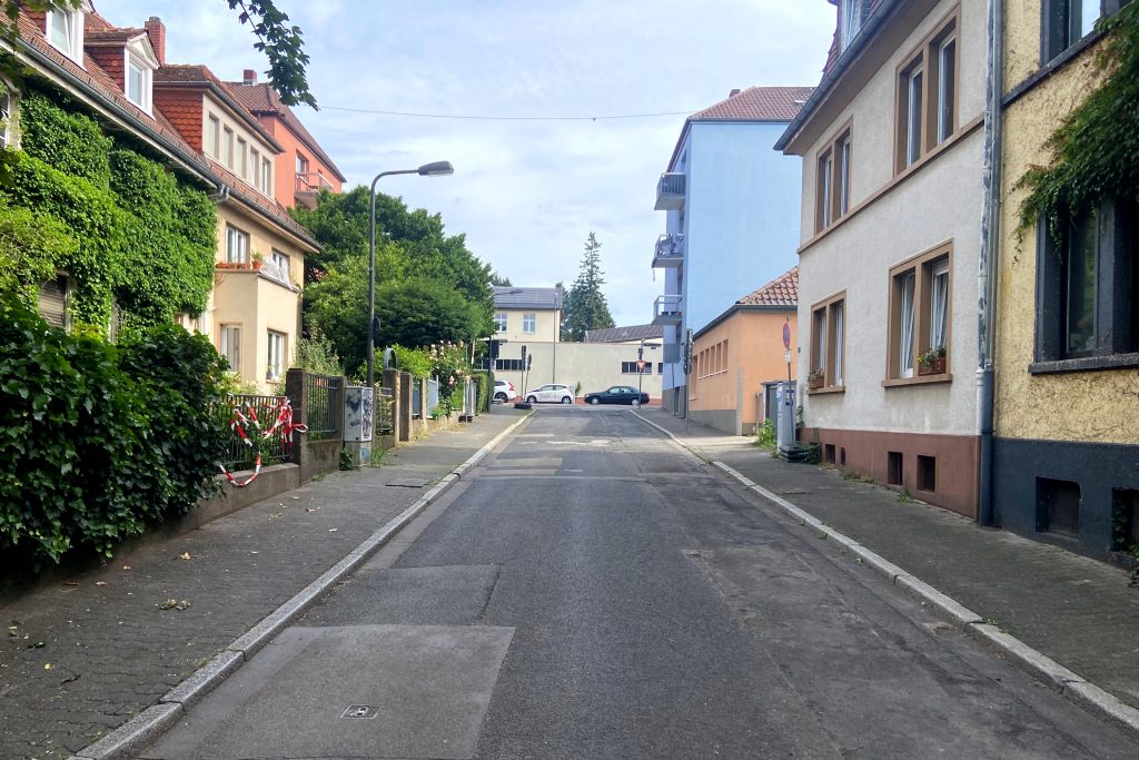 Das aktuelle Bild hat keinen Alternativtext. Der Dateiname ist: 2026_06_06_W_O_Strassenfest-6x1-1-scaled.jpg